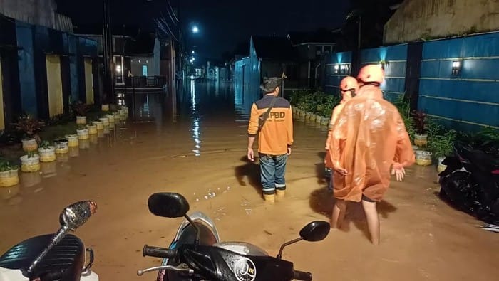 Banjir Rendam Tujuh Kecamatan di Banyumas, Air Setinggi 50 Cm Ganggu Aktivitas Warga