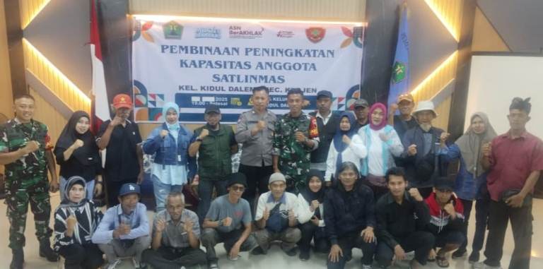 Bhabinkamtibmas Aiptu Susilo Ajak Linmas Kidul Dalem Jadi Garda Terdepan Hadapi Bencana Alam