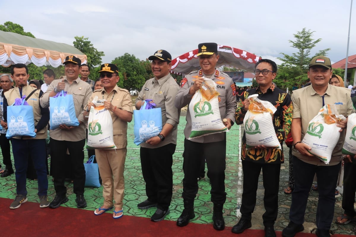 Gubernur dan Kapolda Kalteng Tinjau Sarpras dan Layanan Sosial di SMA 4 Muara Teweh
