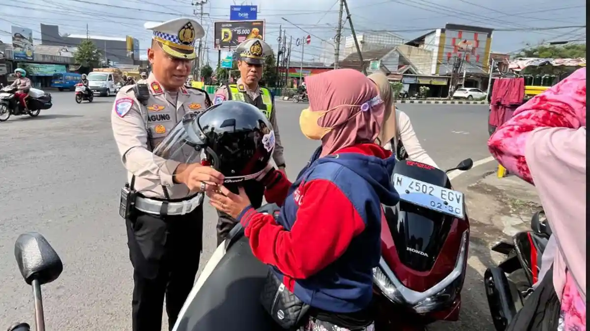 Kompol Agung Fitransyah: Keselamatan Berkendara Dimulai dari Diri Sendiri