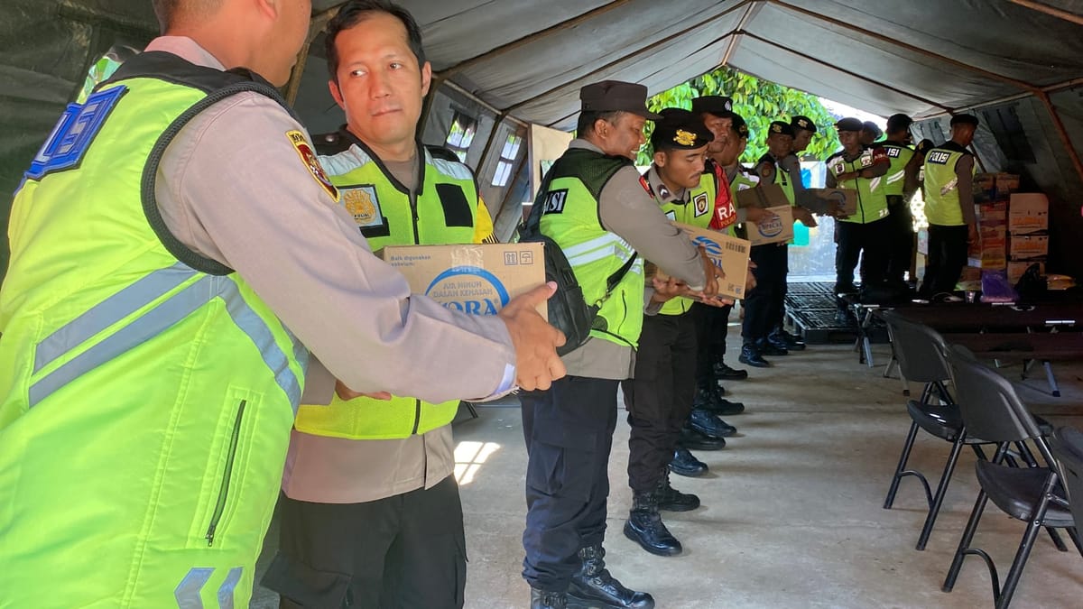 Membawa Selimut dan Sembako, Polres Purbalingga Kembali Hadir untuk Warga Terdampak Bencana