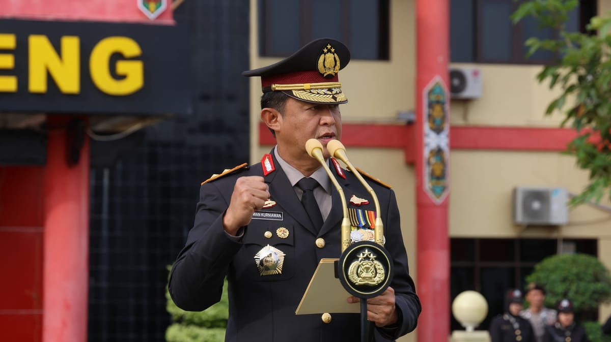 Momentum Hari Pahlawan, Kapolda Kalteng Apresiasi 7 Personel dan 3 Satker Berprestasi