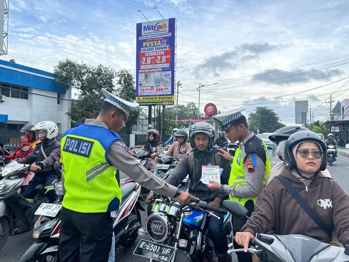 Operasi Zebra Candi 2025, Polresta Cilacap Intensifkan Sosialisasi di Sejumlah Ruas Jalan Utama