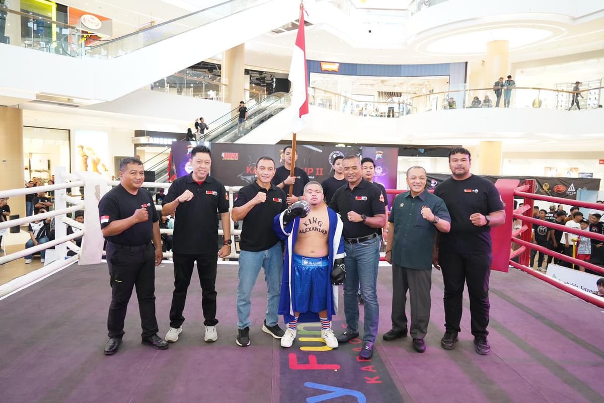 Peringati Hari Pahlawan, Polda Jateng Gelar Kejuaraan Tinju dan Kickboxing Kapolda Cup II untuk Cetak Pemuda Berkarakter
