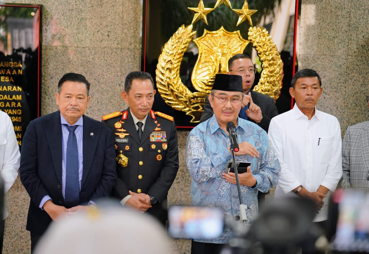 Rapat Perdana Komisi Percepatan Reformasi, Kapolri Tegaskan Polri Terbuka Terhadap Evaluasi