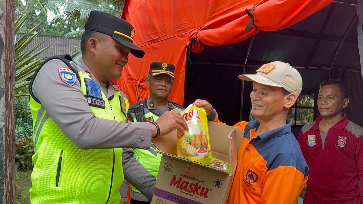 Respons Cepat Polres Purbalingga: Bantuan Darurat dan Pemeriksaan Kesehatan untuk Warga Maribaya