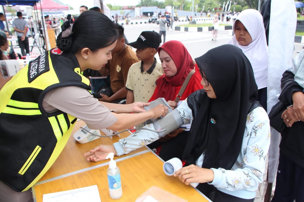 Rumkit Bhayangkara Hadirkan Layanan Kesehatan di CFD dan Ajak Warga Peduli Kesehatan