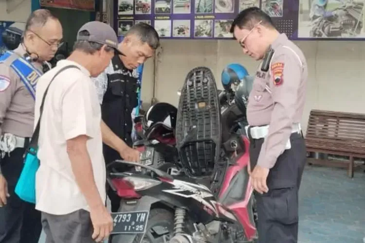 Samsat Semarang I Perketat Proses Cek Fisik Kendaraan, Antisipasi Pemalsuan Data dan Jaga Keselamatan Jalan Raya