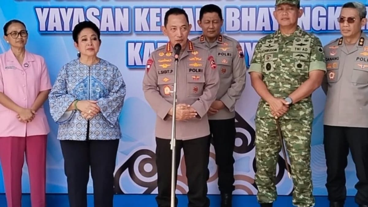Titiek Soeharto Apresiasi Langkah Kapolri Bangun Sekolah Unggulan SMP Kemala Bhayangkari Karanganyar
