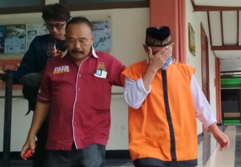 Bejat! Oknum Ketua RW di Malang Cabuli 2 Anak, Divonis 8 Tahun Penjara