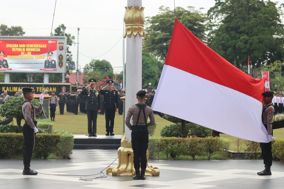 HUT RI ke-80, Polda Kalteng Tunjukkan Nasionalisme Lewat Upacara Bendera