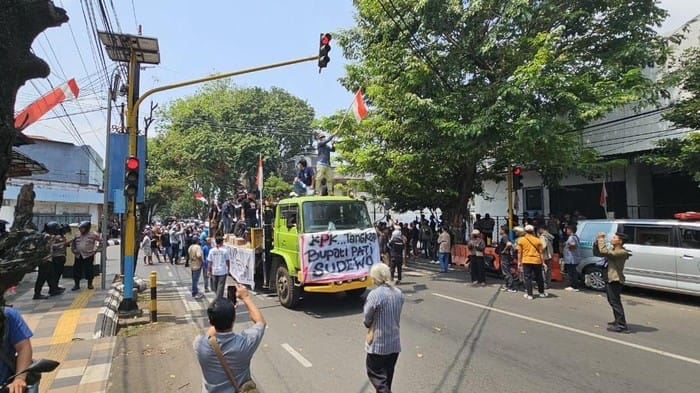 Kapolresta Pati Apresiasi Aksi Damai Aliansi Masyarakat Pati Bersatu