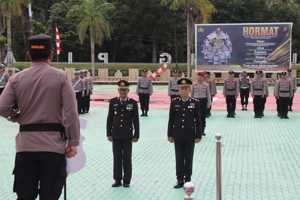Momen Haru Wisuda Purna Bakti, Dua Perwira Polri Resmi Purna Tugas di Polres Pulang Pisau