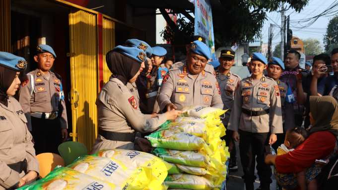 Polisi di Jateng Gelar Gerakan Pangan Murah, Warga Sambut Antusias