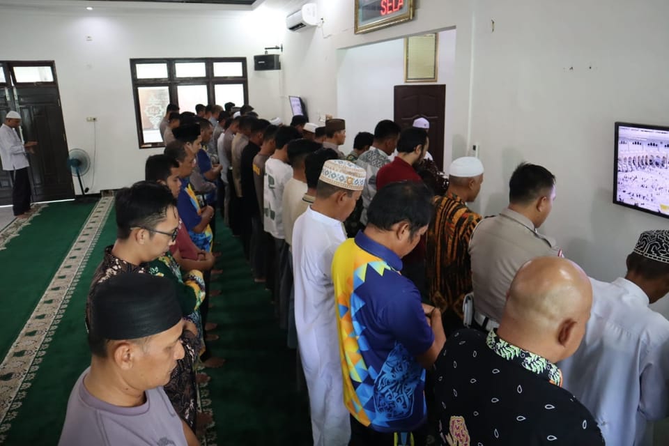 Polres Pulang Pisau Laksanakan Shalat Gaib untuk Almarhum Affan Kurniawan