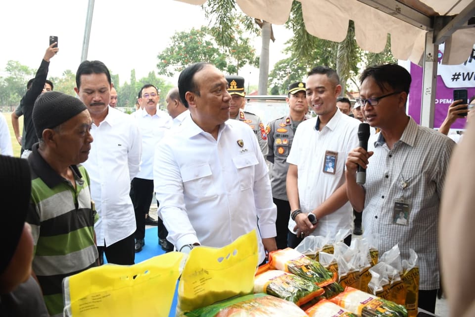 Polri dan Bulog Gelar Pasar Murah di Madiun, 6 Ton Beras Didistribusikan Tekan Inflasi