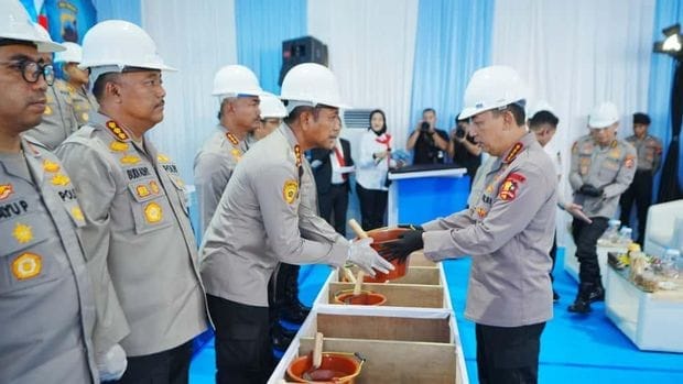 Dukung Program MBG, Kapolri Resmikan dan Lakukan Groundbreaking Puluhan SPPG di Jateng