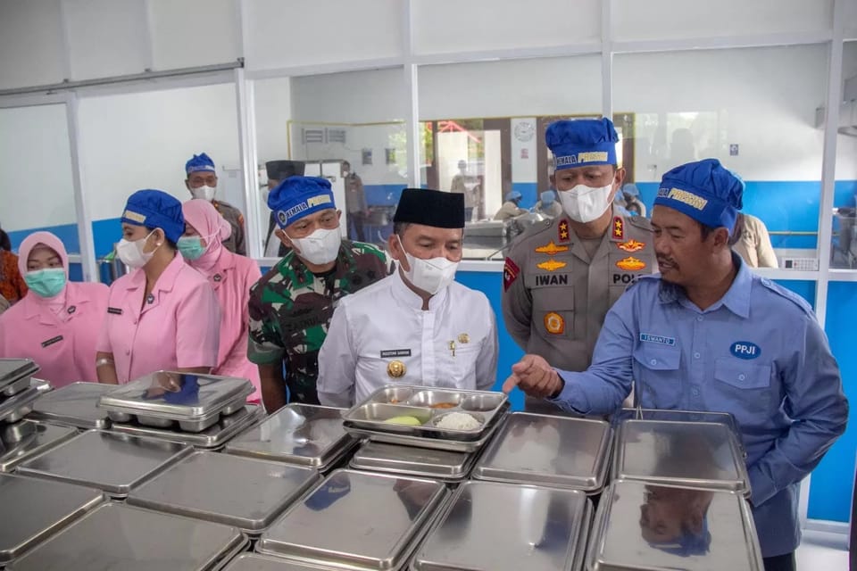 Gubernur Kalteng Apresiasi Dapur SPPG Kemala I Presisi Polda Kalteng, Nilai Layak Jadi Role Model di Daerah Lain