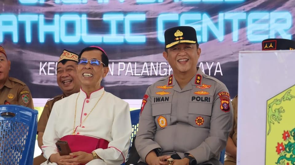 Hadiri Peresmian Jalan Salib, Kapolda Kalteng Tekankan Pentingnya Toleransi dan Kebersamaan