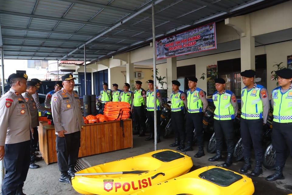 Kapolresta Cilacap Pastikan Peralatan SAR Siap Hadapi Potensi Bencana