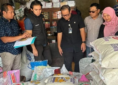 Pantau Ketersediaan Sembako, Satgas Pangan Polda Jateng Turun Langsung ke Rembang