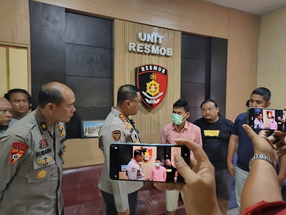 Pelaku Perampokan Toko Helm di Jatibarang Dibekuk Tim Resmob Polres Brebes di Cikarang