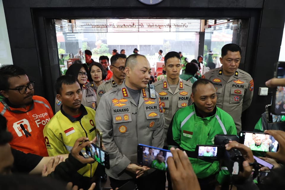 Polresta Malang Kota Gelar Bakti Kesehatan dan Deklarasi Damai Bersama Komunitas Ojol