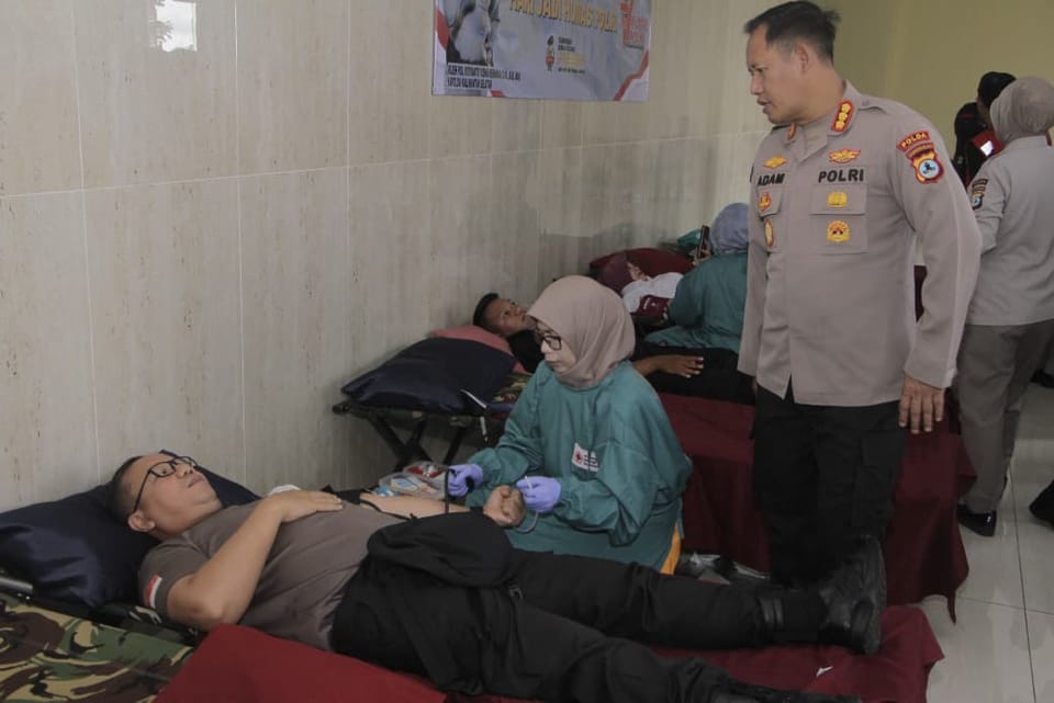 Sambut Hari Jadi Humas Polri Ke-74, Polda Kalsel Gelar Donor Darah