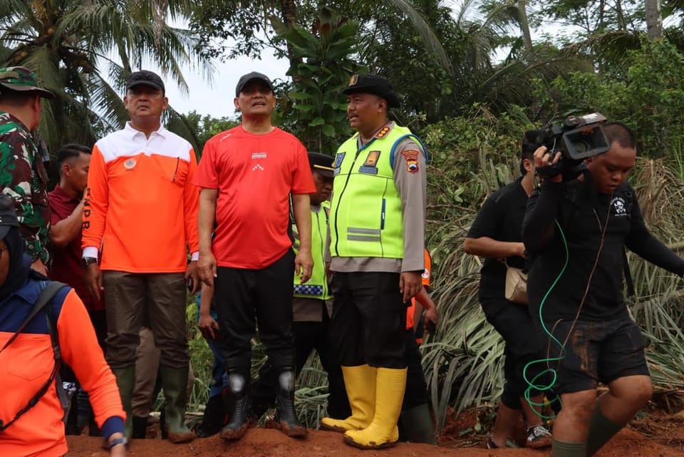 Gubernur Jawa Tengah Cek Lokasi Longsor Majenang, Pengamanan Diperketat Polresta Cilacap