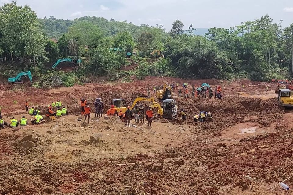 Pencarian Longsor Cilacap Masuki Hari Keenam, Petunjuk Baru Muncul dari Temuan Baju Anak