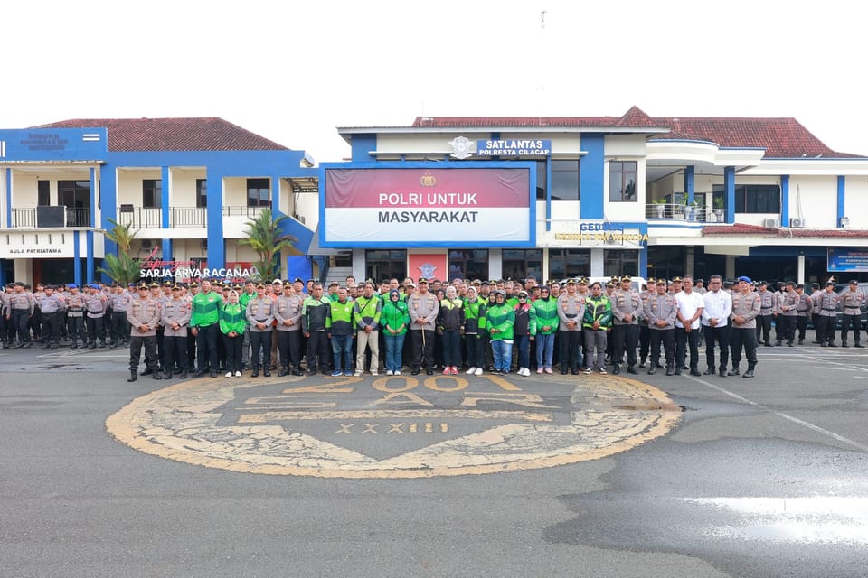 Polresta Cilacap Gandeng Komunitas Ojol untuk Perkuat Kamtibmas dan Keselamatan Berlalu Lintas