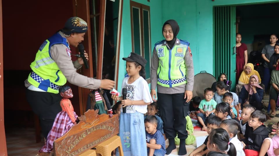Respons Cepat Polri di Maribaya: Baksos, Pengobatan Gratis, dan Trauma Healing