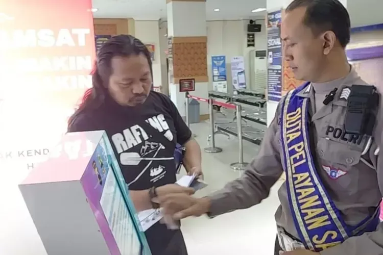 Samsat Semarang I Terapkan Sistem FIFO, Hadirkan Layanan Publik Transparan dan Ramah Masyarakat