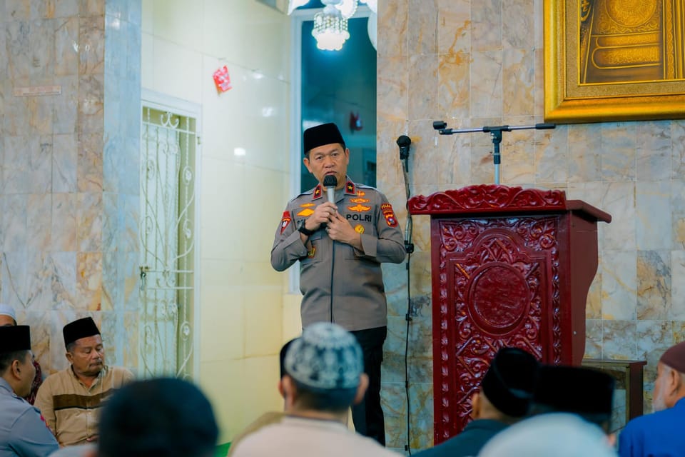 Wakapolda Sumbar Hadiri Subuh Berjamaah, Tekankan Spirit Kebersamaan Polisi dan Masyarakat