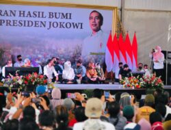 Gema Perhutanan Sosial Pastikan Berdiri dan Bersatu Dukung Presiden Jokowi, Ribuan Petani Bahagia