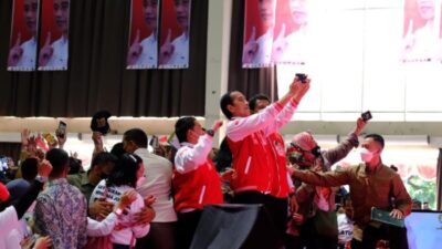 Relawan Muda Tim 7 Menyatakan Sikap, Satu Sikap 2024 Bersama Presiden Jokowi
