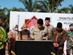 Wakapolri Peletakan Batu Pertama Pembangunan Masjid Al Kostoeri Pekanbaru