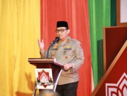 Wakapolri Tandai Peletakan Batu Pertama Pembangunan Masjid Al Kostoeri di Pekanbaru Riau