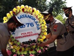 Rangkaian Hari Bhayangkara Ke-76, Polres Banjarnegara Gelar Ziarah dan Tabur Bunga di Makam Kuwondogiri