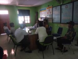 Bhabinkamtibmas Sambangi Desa Monitoring Pendaftaran Pilkades Demak