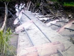 Jembatan Penghubung Putus Diterjang Banjir, Warga Satu Dusun di Banjarnegara Terisolir