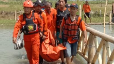 Merasa Bisa Berenang, ABG Demak Tewas Tenggelam di Embung Blerong