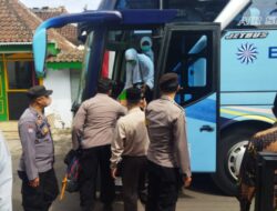 Polres Semarang Lakukan Pengamanan Kepulangan Jamaah Haji Kab. Semarang