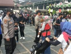 Bazar Di Halaman DPRD Salatiga, Polsek Sidomukti Lakukan Pengamanan Tekankan Disiplin Proses