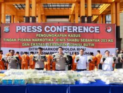 Bravo! Polda Riau Gagalkan Pengedaran 203 Kg Sabu dan 404.491 Butir Ekstasi
