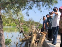 FABA PLN Perkuat Konstruksi Jalan dan Tanggul Penangkal Banjir Rob di Demak