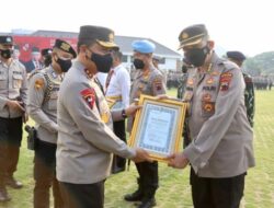 Kapolda Jateng Berikan Penghargaan Pada 9 Satwil Dan 168 Personil Berprestasi