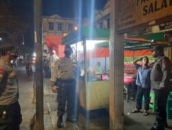 Patroli Malam Polsek Tingkir Sambang Kamtibmas Di Sekitar Pasar Raya, Jl.Jend.Sudirman Salatiga