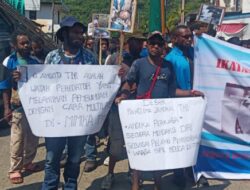 Polisi Kawal Demo Mahasiswa Nduga, Tuntut Hukum Berat Pelaku Mutilasi dì Mimika