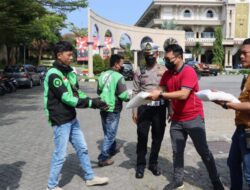 Polres Semarang serahkan 1800 paket sembako kepada warga terdampak kenaikan harga BBM